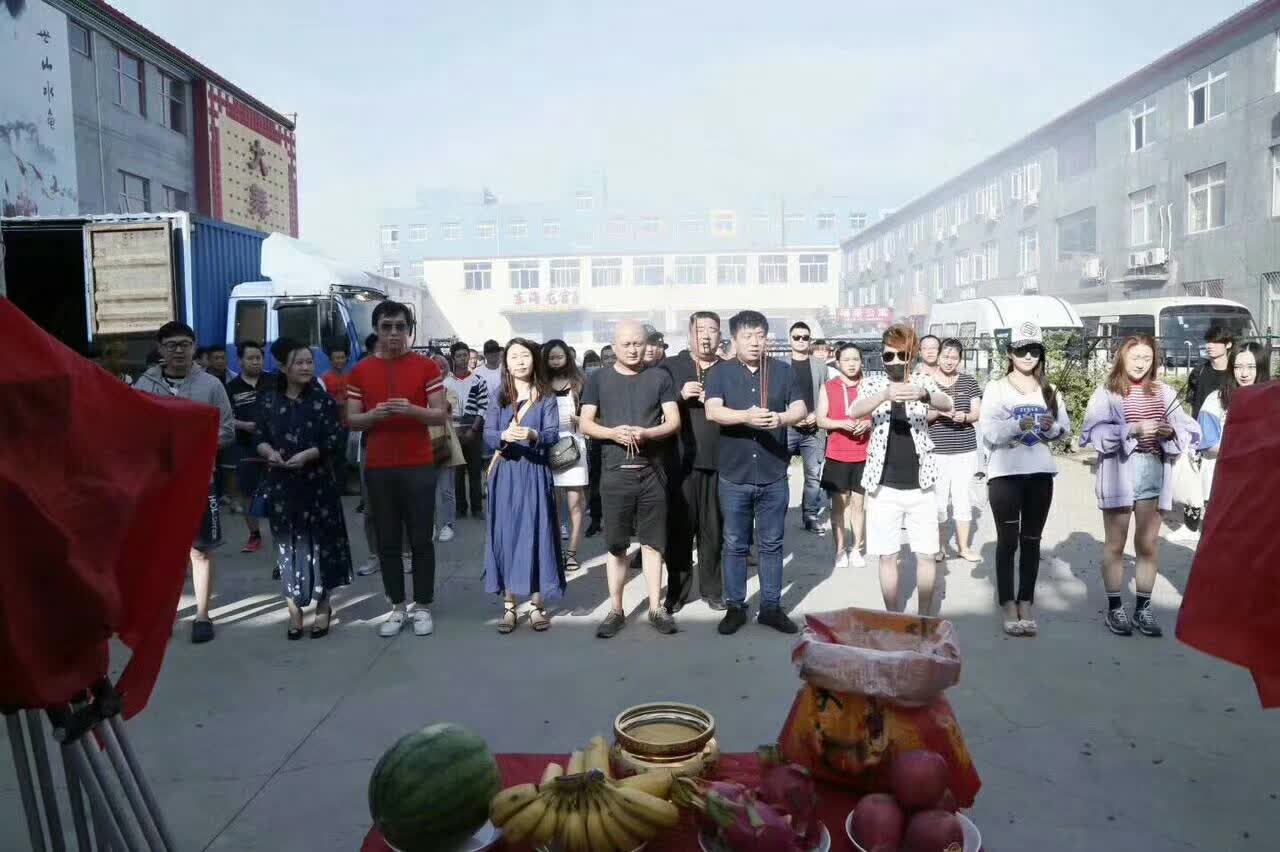 图注：主创团队及演员